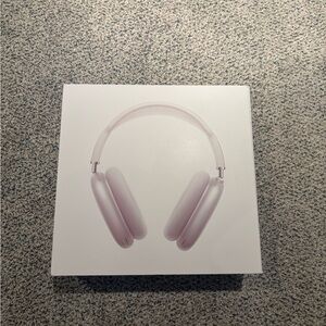 Apple starlight Airpod Max On-Ear Headphones Sleek Design